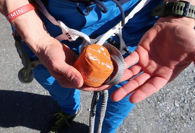 Das neue Petzl Scorpio Eashook Klettersteigset lässt sich perfekt einbinden.