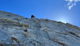 Eine der letzten steilen Seillängen der Fußstein Nordkante; Foto: Max Käfer 