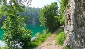 Direkt am Wasser, der Lamar Klettergarten - Falesia Lamar