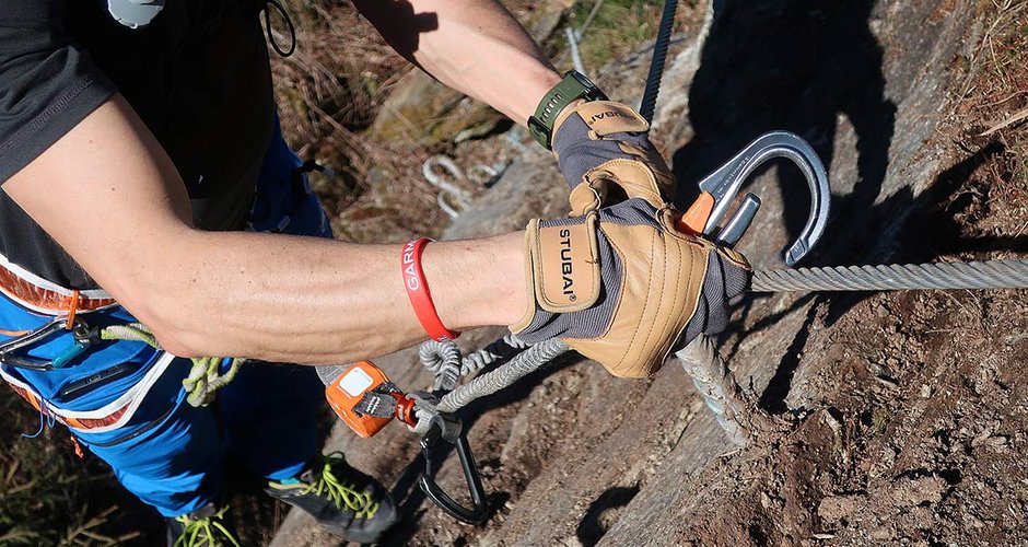 Unterwegs am Klettersteig mit dem Stubai Goat Seilhandschuh