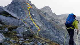 Pfeilerweg Grüne Wand (rechts)