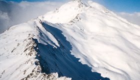 Blick vom Gipfel des Gensgitsch zur Leßhöhe.