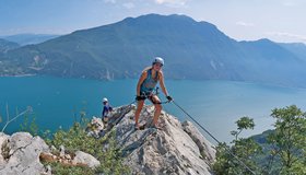 Auf dem schmalen Grat.