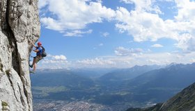 Der sehr luftige Abstieg zur Frau Hitt.