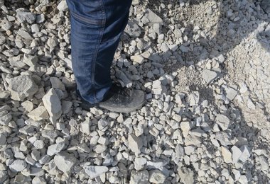 Der Arc‘teryx Vertex Alpine GTX  im Geröll