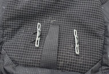 Millet Trilogy Sky 25+ - Pickelhalterung