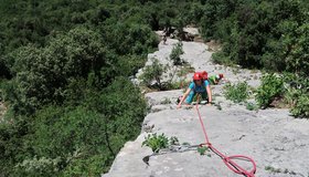 In der Schlüsselseillänge der Via Spigolo del vento.