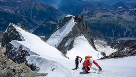 Aufstieg zum Mont Blanc de Courmayeur