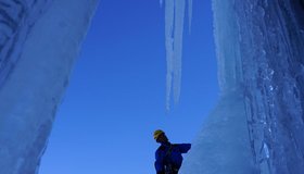 In der Route Gnadenlos / Pleishorn-Ortler(c) Daniel Ladurner